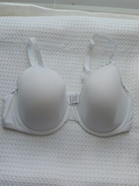 Calvin Klein Smooth White T-Shirt Bra - Classic Everyday Support Sz 38C
